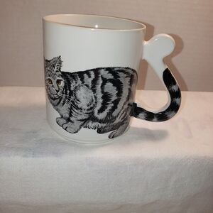 Super cute vintage Tabby cat mug with tail on handle